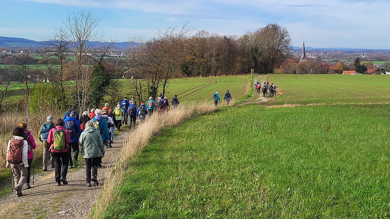 Wandern kreuz&quer im Kirchspiel Heiden Wandern kreuz&quer im Kirchspiel Heiden